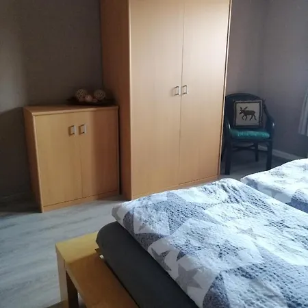 Glori' S Groß